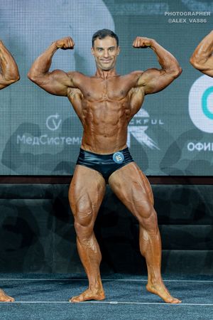 CLASSIC  PHYSIQUE +178